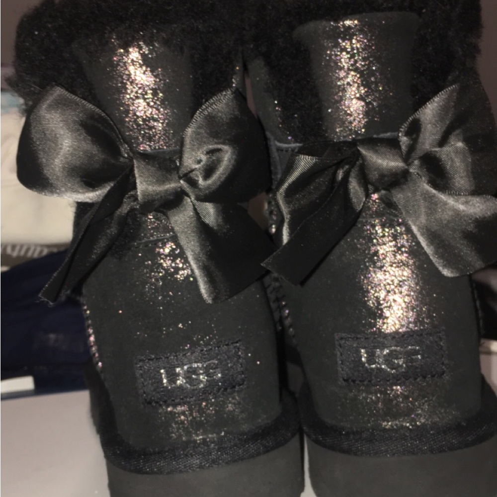 Uggs never worn !